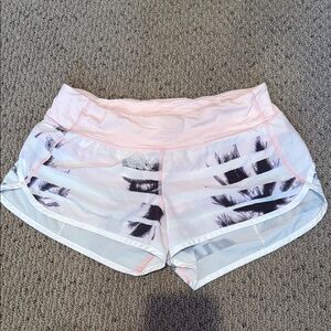 Lululemon speed up shorts